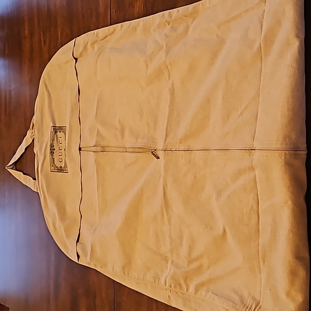 Gucci garment bag